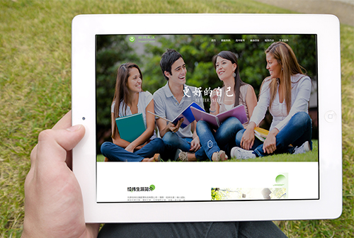 �㶫��γ����